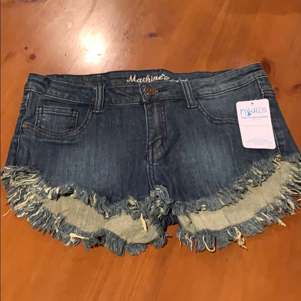 Women’s cut-off Jean shorts with fringe